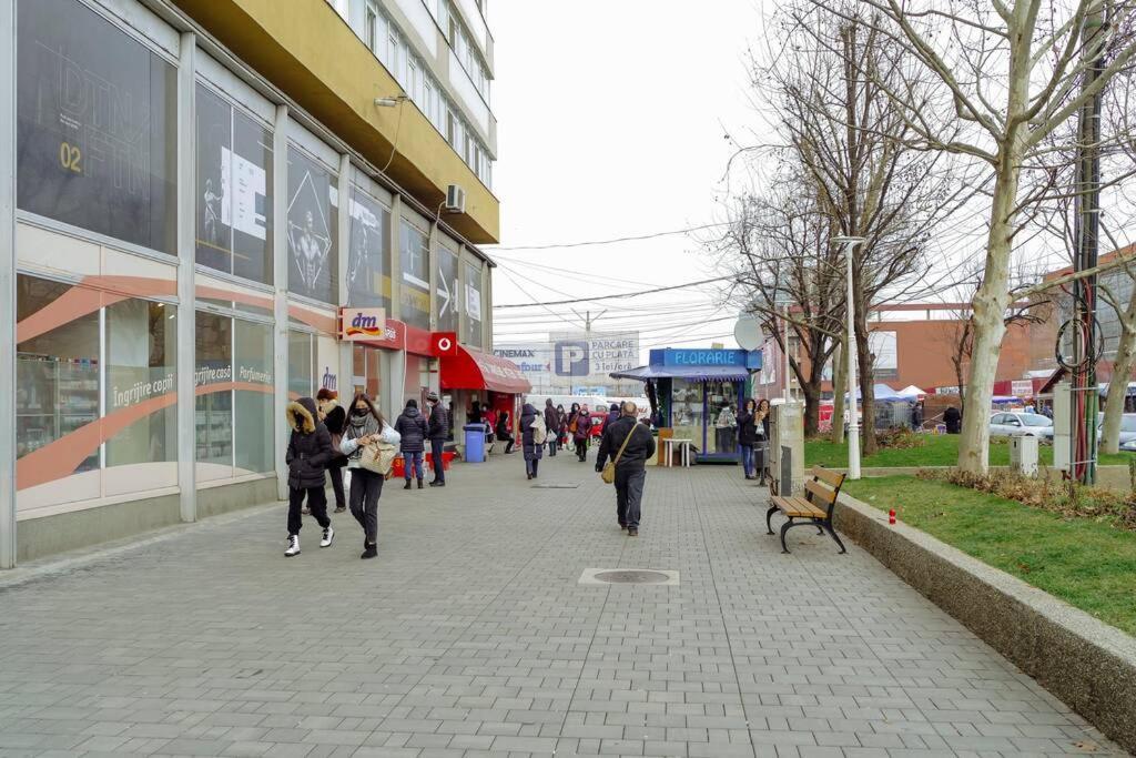 Elegant Vibes Apartment Next To Obor Market بوخارست المظهر الخارجي الصورة
